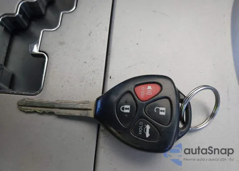 2007 Toyota Camry Le z USA, uszkodzony, nr VIN 4T1BE46K37U584063